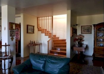 SOGGIORNO - PIANO PRIMO - Appartamento Modica - foto 3