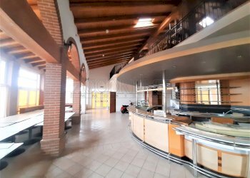 4.jpg - Locale Commerciale Villaga - foto 2