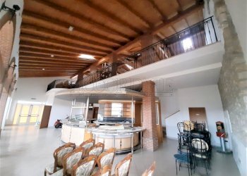 5.jpg - Locale Commerciale Villaga - foto 6