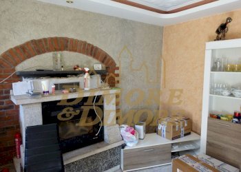 Sala.JPG - Villa Vicolo Fontana 2, Casale Corte Cerro - foto 6