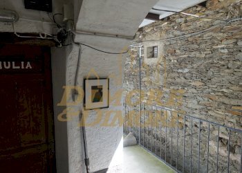 Accesso bilocale 2.JPG - Bed & Breakfast magenta, Caprezzo - foto 9