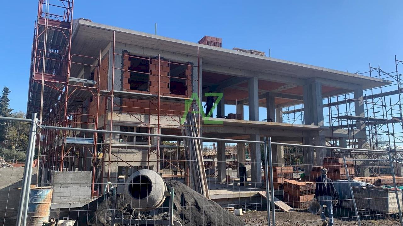 in costruzione - Villa Gravina di Catania - foto 2