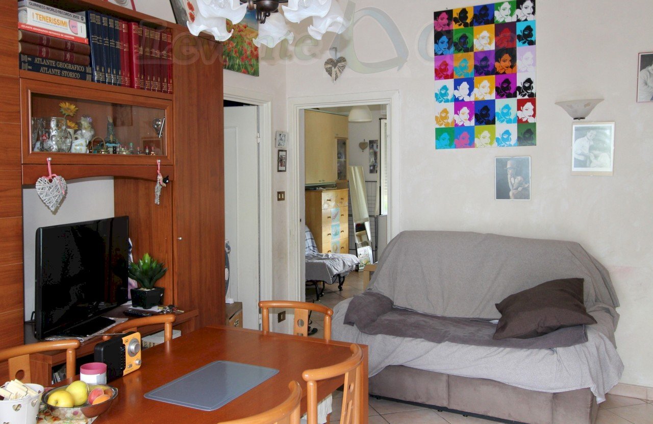 002 - Zona giorno (4).jpg - Apartment Uscio - photo 1