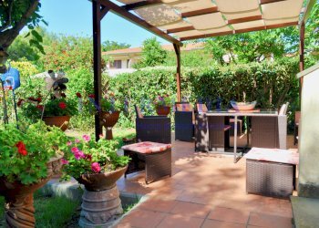 pergolato - Casa indipendente Via del Pino 12, Livorno - foto 2