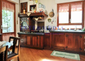 cucina - Casa indipendente Via del Pino 12, Livorno - foto 4