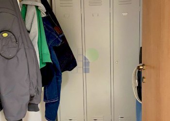 spogliatoio - Commercial Premises via dei Ramai, Livorno - photo 16