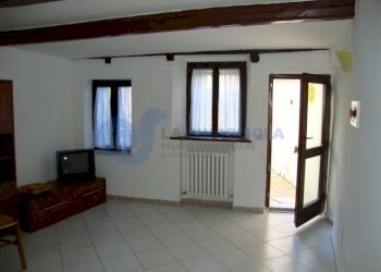 DSC09270.JPG - Casa semi indipendente Monte Grimano Terme - foto 19