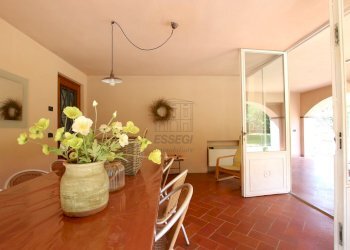 Visa interno portico coperto - Villa Via di segromigno, Capannori - foto 11