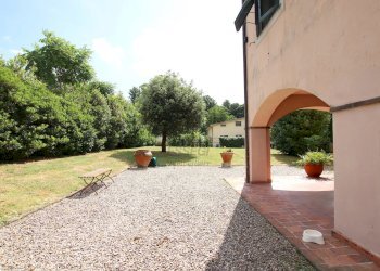 Vista laterale - Villa Via di segromigno, Capannori - foto 13