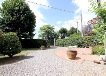 Veduta del giardino - Villa Via di segromigno, Capannori - foto 19