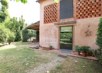 Facciata annesso - Villa Via di segromigno, Capannori - foto 25