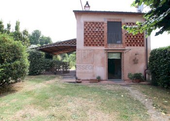 Facciata annesso - Villa Via di segromigno, Capannori - foto 26