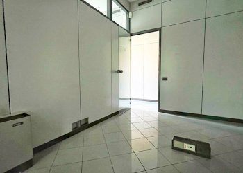 IMG_3047.jpg - Locale Commerciale Via Santissima, Borgosatollo - foto 9