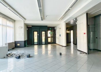 IMG_3066.jpg - Locale Commerciale Via Santissima, Borgosatollo - foto 3