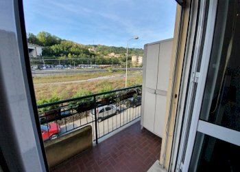 balcone appartamento via sardorella bolzaneto geno - Appartamento Via Sardorella 53, Genova (zona Bolzaneto) - foto 8