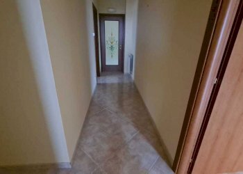 a68797bd-d531-4f28-9ab7-c588d28e1763.jpg - Apartment Floridia - photo 19