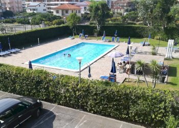 piscina condominiale - Trilocale Andora - foto 2