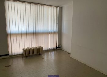 IMG_8509.jpg - Ufficio Via Lunga, Firenze - foto 1