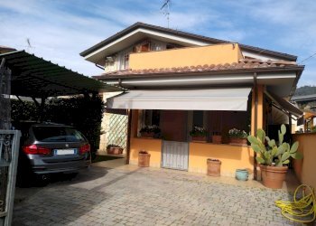 9df99a16-5658-4d7e-ac20-e2dfe04a055b.JPG - Casa semi indipendente Massarosa - foto 9