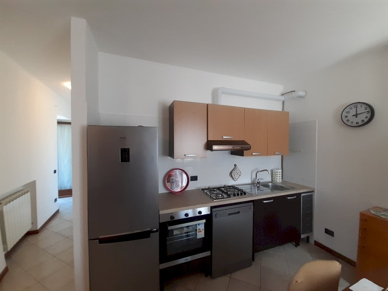 cucina - Appartamento Piazza Santo Stefano 8, Vizzola Ticino - foto 3