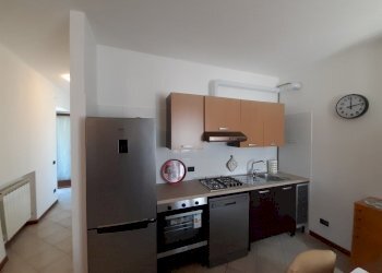 cucina - Appartamento Piazza Santo Stefano 8, Vizzola Ticino - foto 3