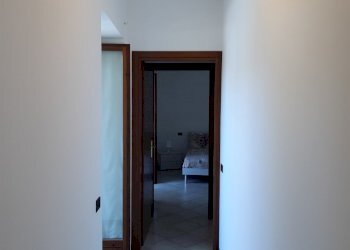 corridoio - Appartamento Piazza Santo Stefano 8, Vizzola Ticino - foto 8
