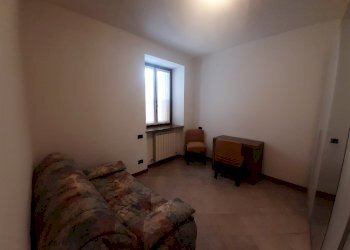 camera da letto - Appartamento Piazza Santo Stefano 8, Vizzola Ticino - foto 13