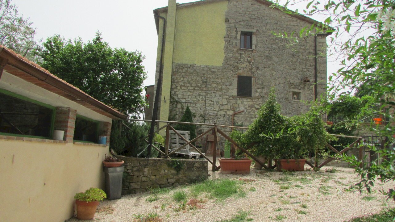 IMG_1657.JPG - Casa indipendente Todi - foto 2