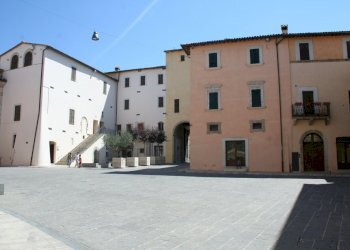 PIAZZA_PRINC._VISTA_DAL_TERRAZZO.jpg - Terratetto - Terracielo Massa Martana - foto 18