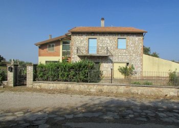 IMG_6067.JPG - Villa Massa Martana - foto 4