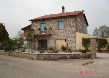 Immagine 013-23.jpg - Villa Massa Martana - foto 8