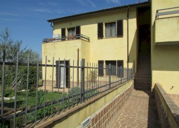 IMG_7917.JPG - Villa a Schiera Monte Castello di Vibio - foto 2