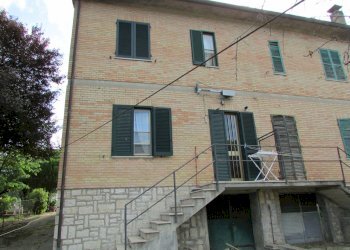 IMG_6284.JPG - Porzione di casa Todi - foto 10