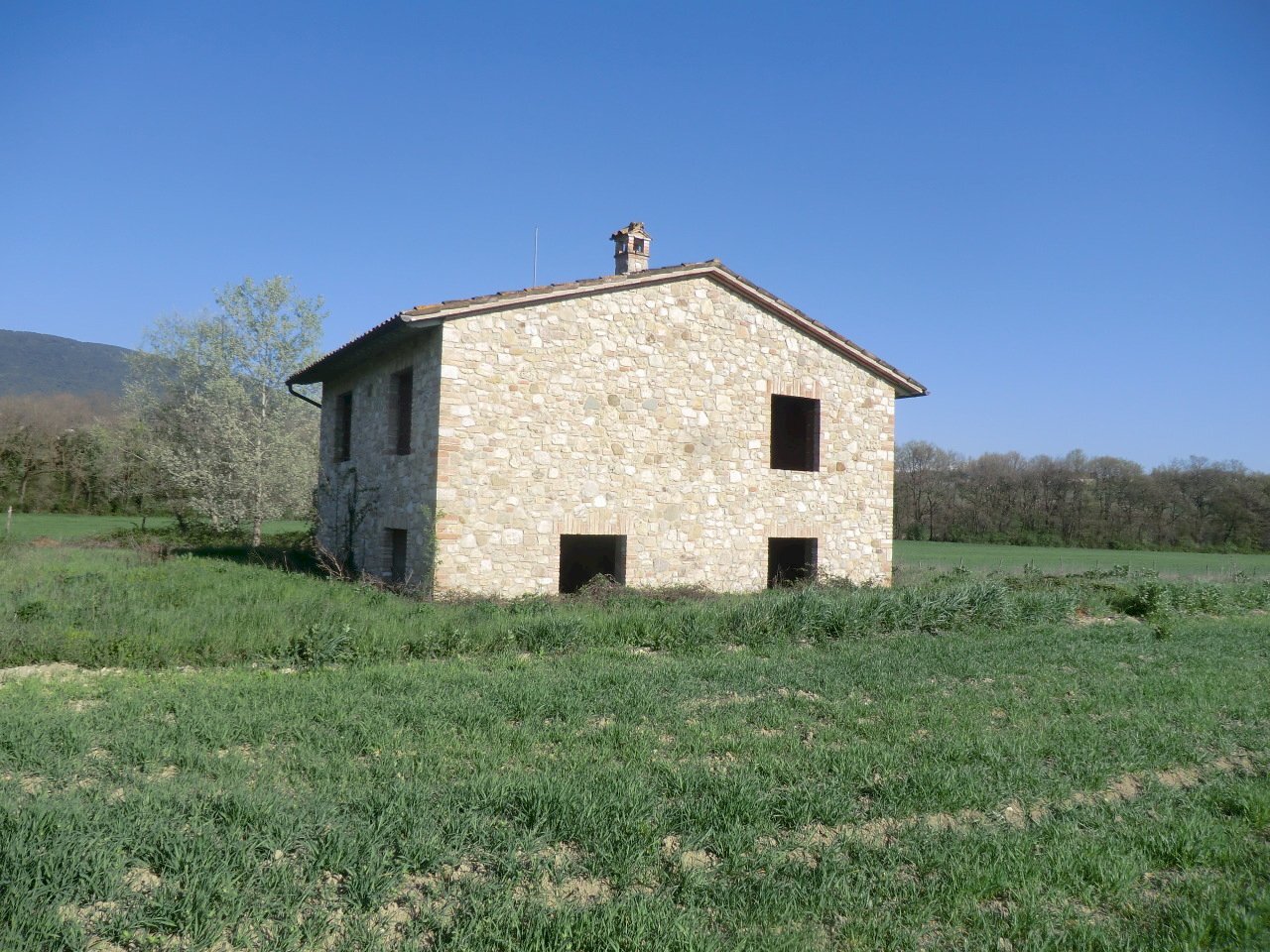 Immagine 003.jpg - Casale Massa Martana - photo 3