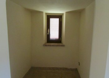 IMG_1136.JPG - Porzione di casa Massa Martana - foto 13