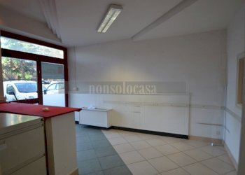 RECEPTION - Locale Commerciale Via Luigi Catanelli 23, Perugia - foto 3