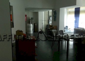 Commercial Activity Via Monte Grappa, Livorno - photo 1