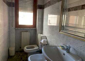 Ufficio Via Fratelli Rosselli, Lucca (zona Sant'Anna) - foto 7