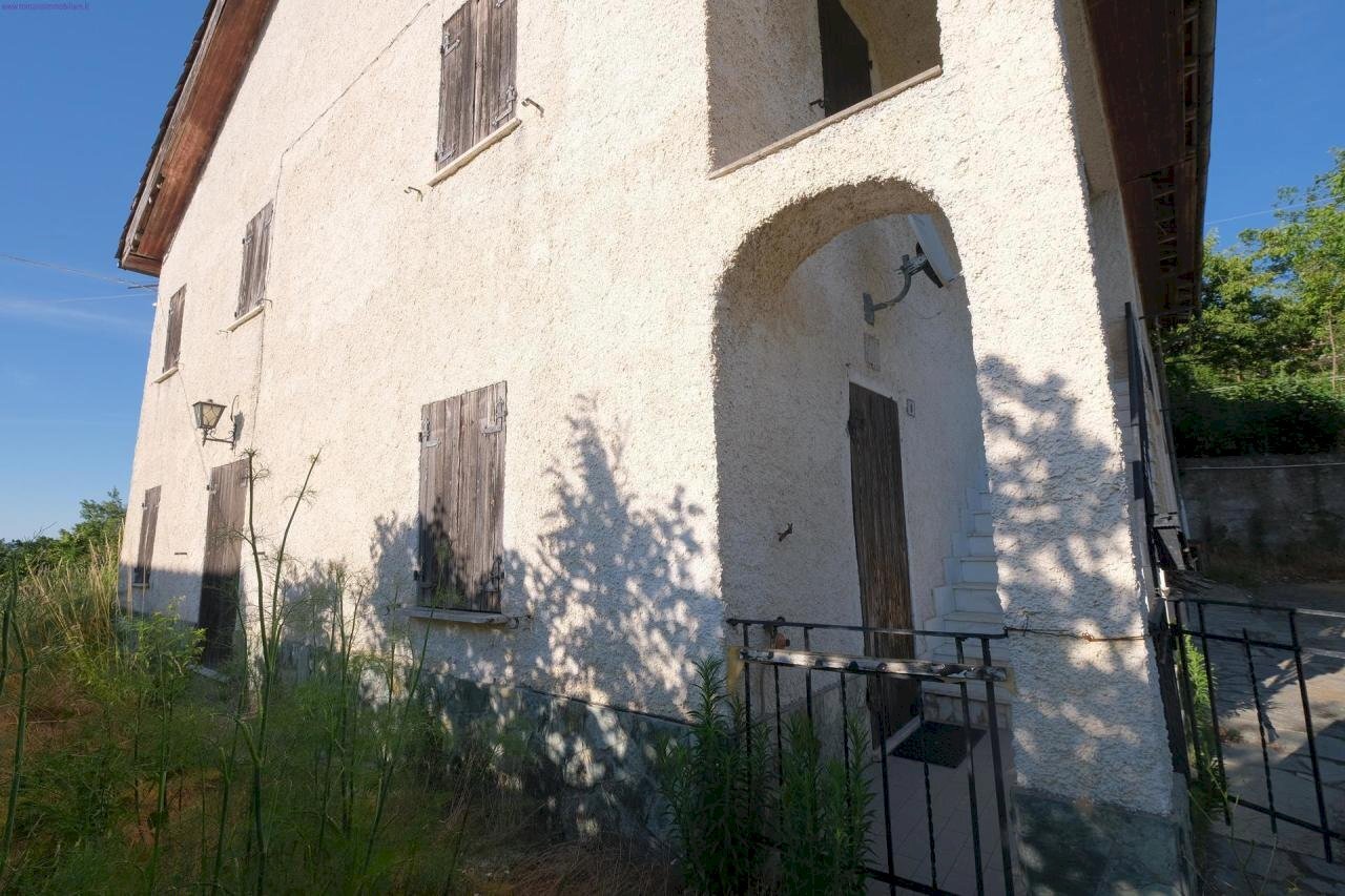 Rif 1094 01.jpg - Portion of a house Mioglia - photo 2