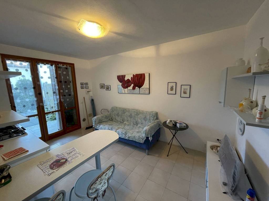 Soggiorno - Trilocale viale dei Salici, Ravenna (zona Porto Corsini) - foto 1