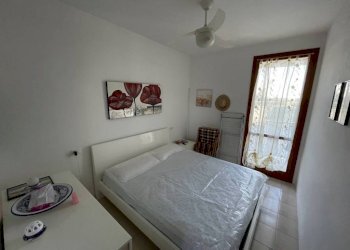 Camera da letto - Trilocale viale dei Salici, Ravenna (zona Porto Corsini) - foto 6