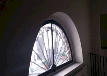 Shop via 25 Aprile, 42R, Genova - photo 1