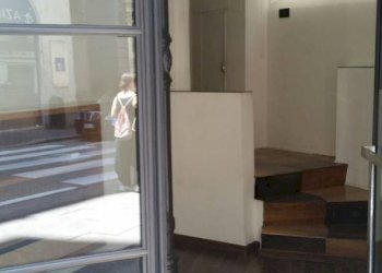 Shop via 25 Aprile, 42R, Genova - photo 2