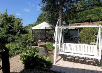 P1060007.jpg - Casa indipendente Scarperia e San Piero - foto 14