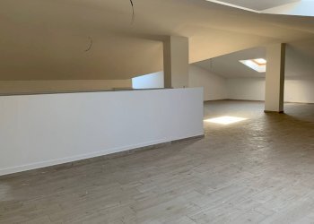 Ufficio Via primo maggio, Pietrasanta - foto 21