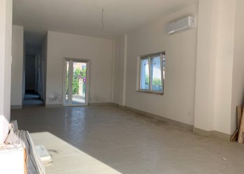 Commercial Activity Via Pontenuovo, Pietrasanta - photo 3