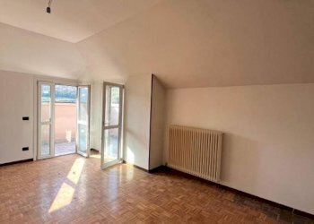 Salone - Trilocale via della Fonte, Nave - foto 3