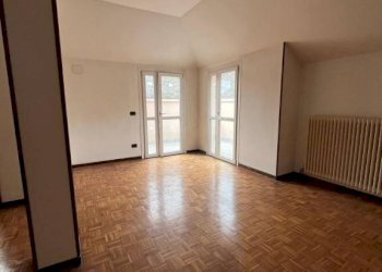 Camera da letto - Trilocale via della Fonte, Nave - foto 8