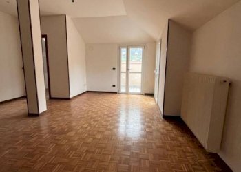 Camera da letto - Trilocale via della Fonte, Nave - foto 14