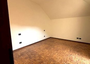 Camera da letto - Trilocale via della Fonte, Nave - foto 15